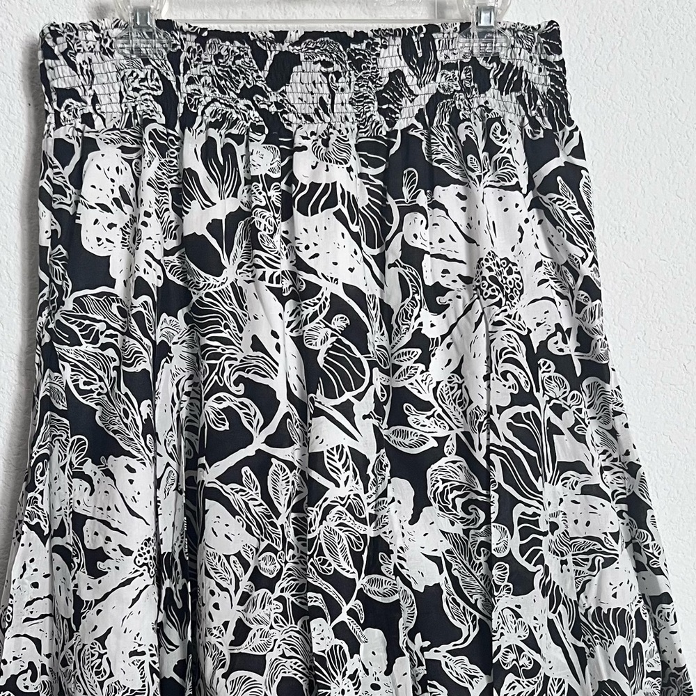 Focus Lifestyle Black & White Floral Print Cotton Lined Circle Full Skirt 16 - Picture 7 of 11